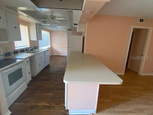 Image 9 of 16 For 6301 Newtown Circle 1a3