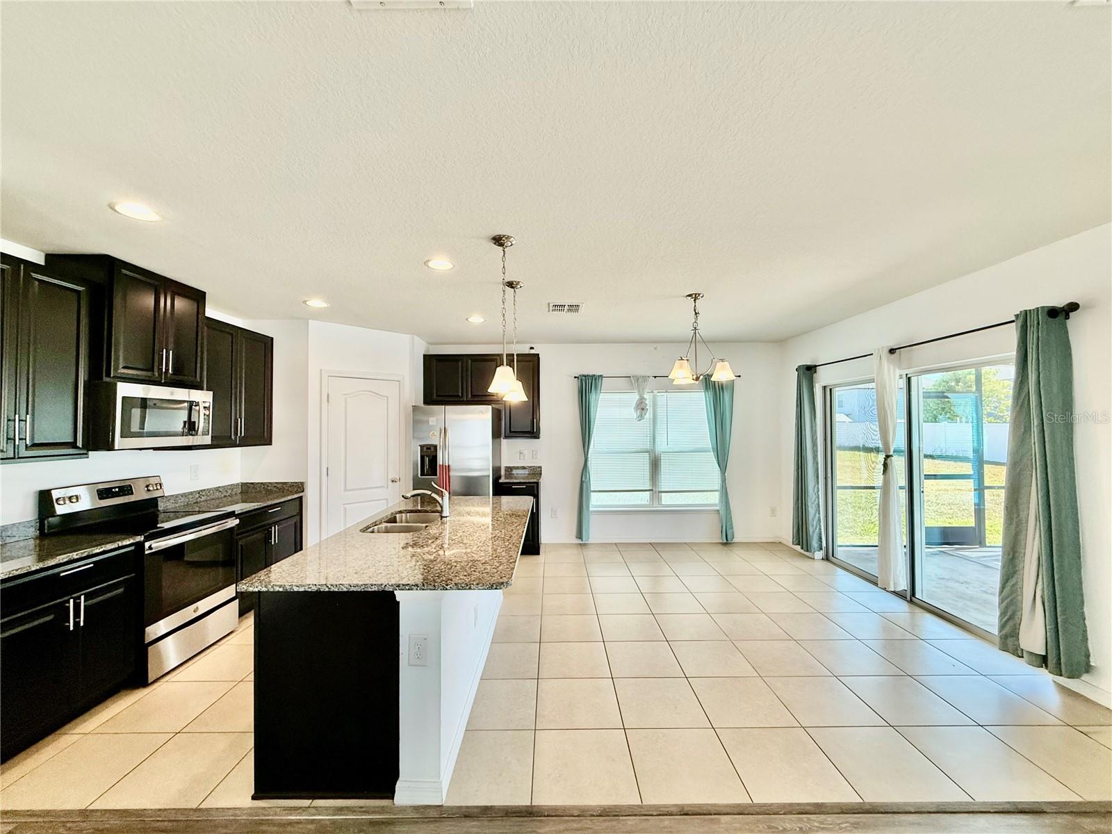 Image 7 of 34 For 14207 Poke Ridge Drive