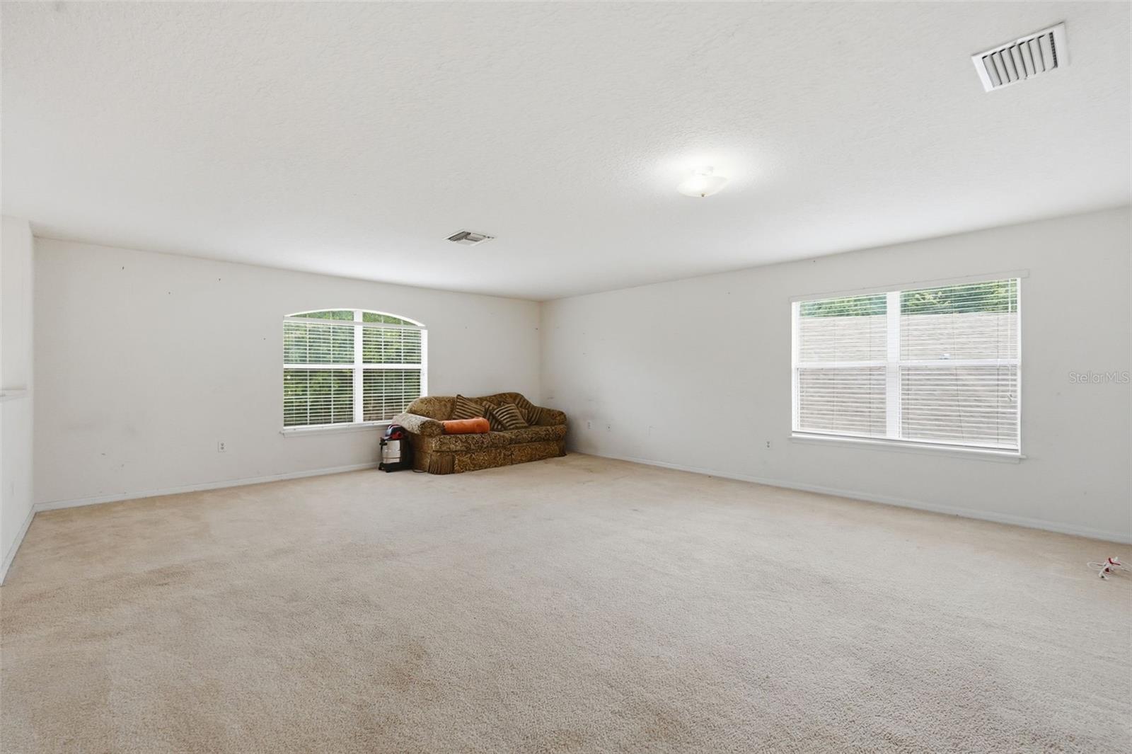 Image 28 of 48 For 12005 Infinity Drive