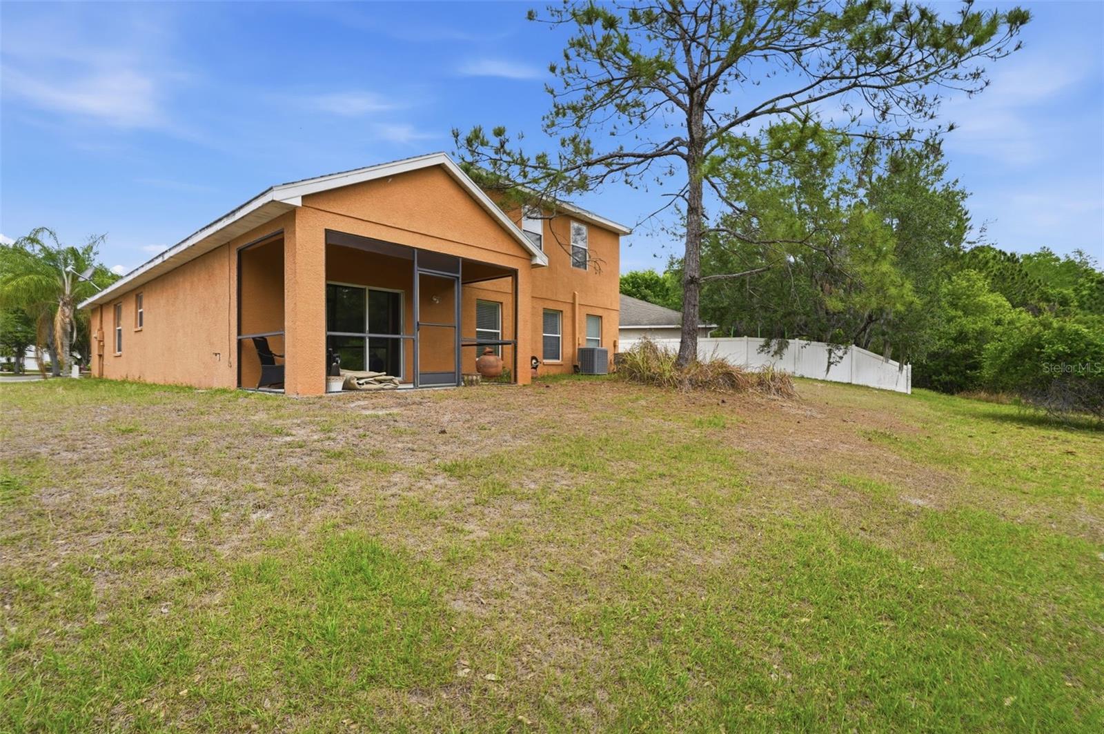 Image 40 of 48 For 12005 Infinity Drive