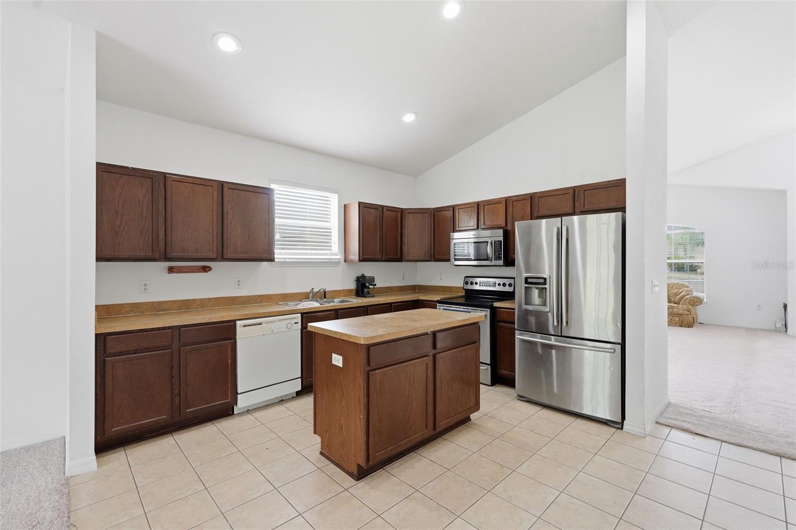 Image 9 of 48 For 12005 Infinity Drive