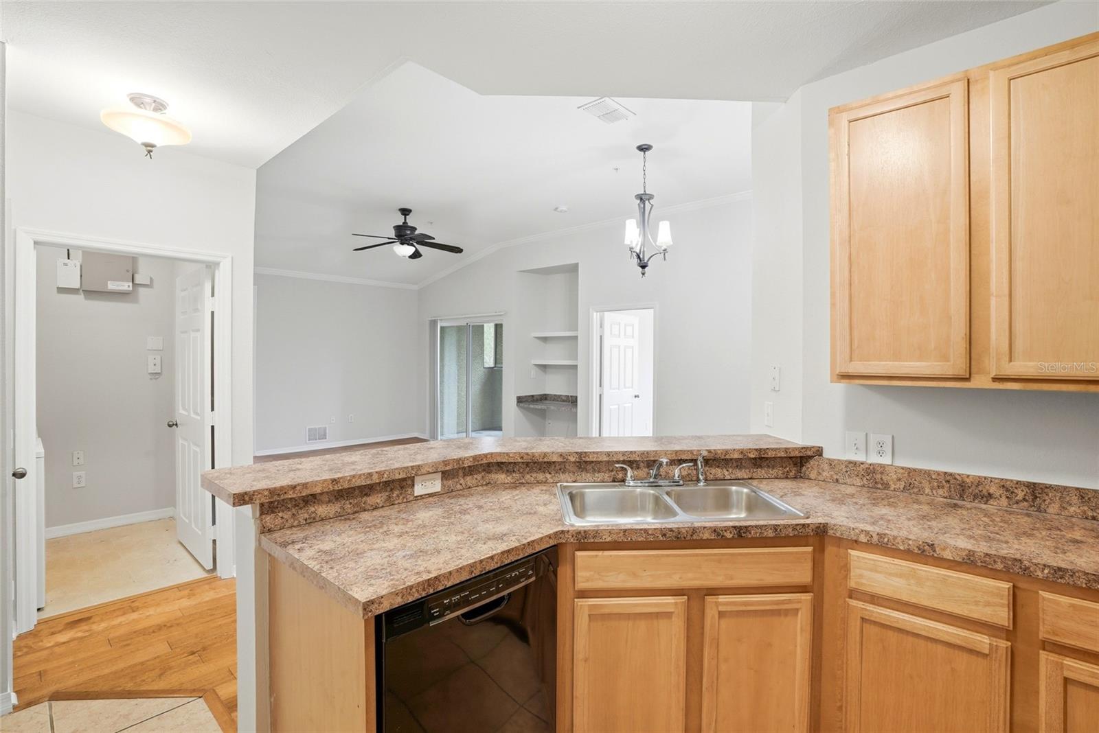 Image 24 of 36 For 9916 Courtney Palms Boulevard 302