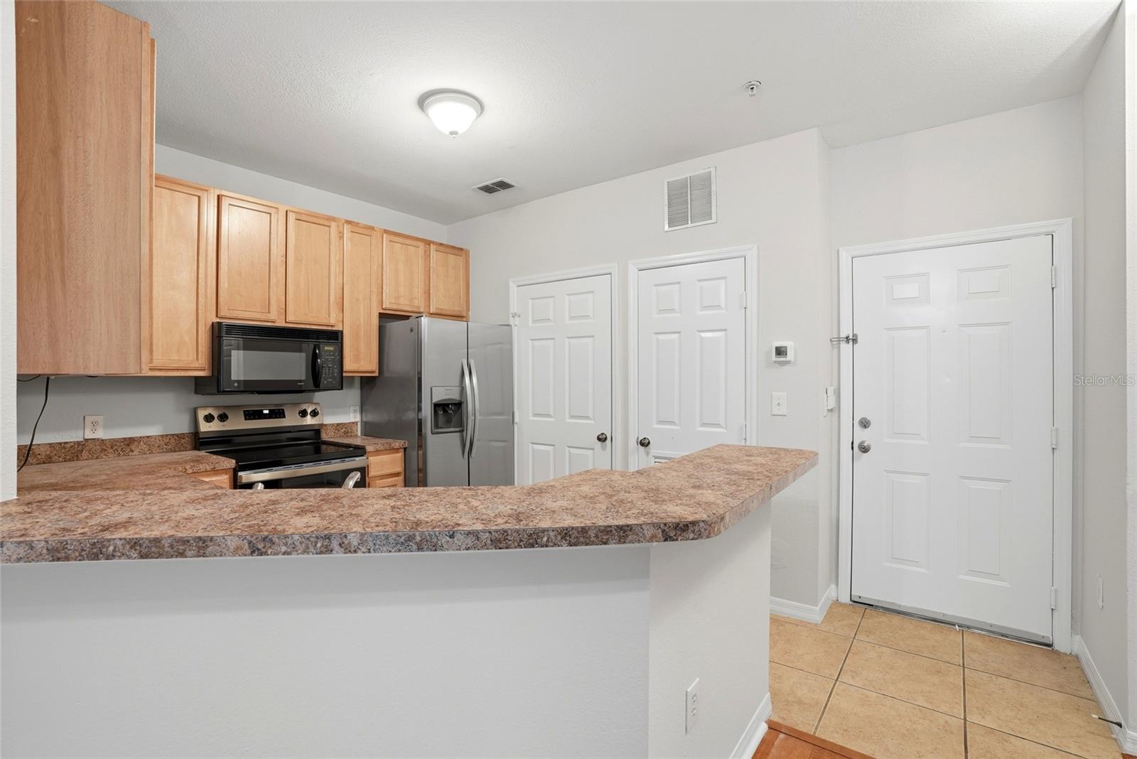 Image 25 of 36 For 9916 Courtney Palms Boulevard 302