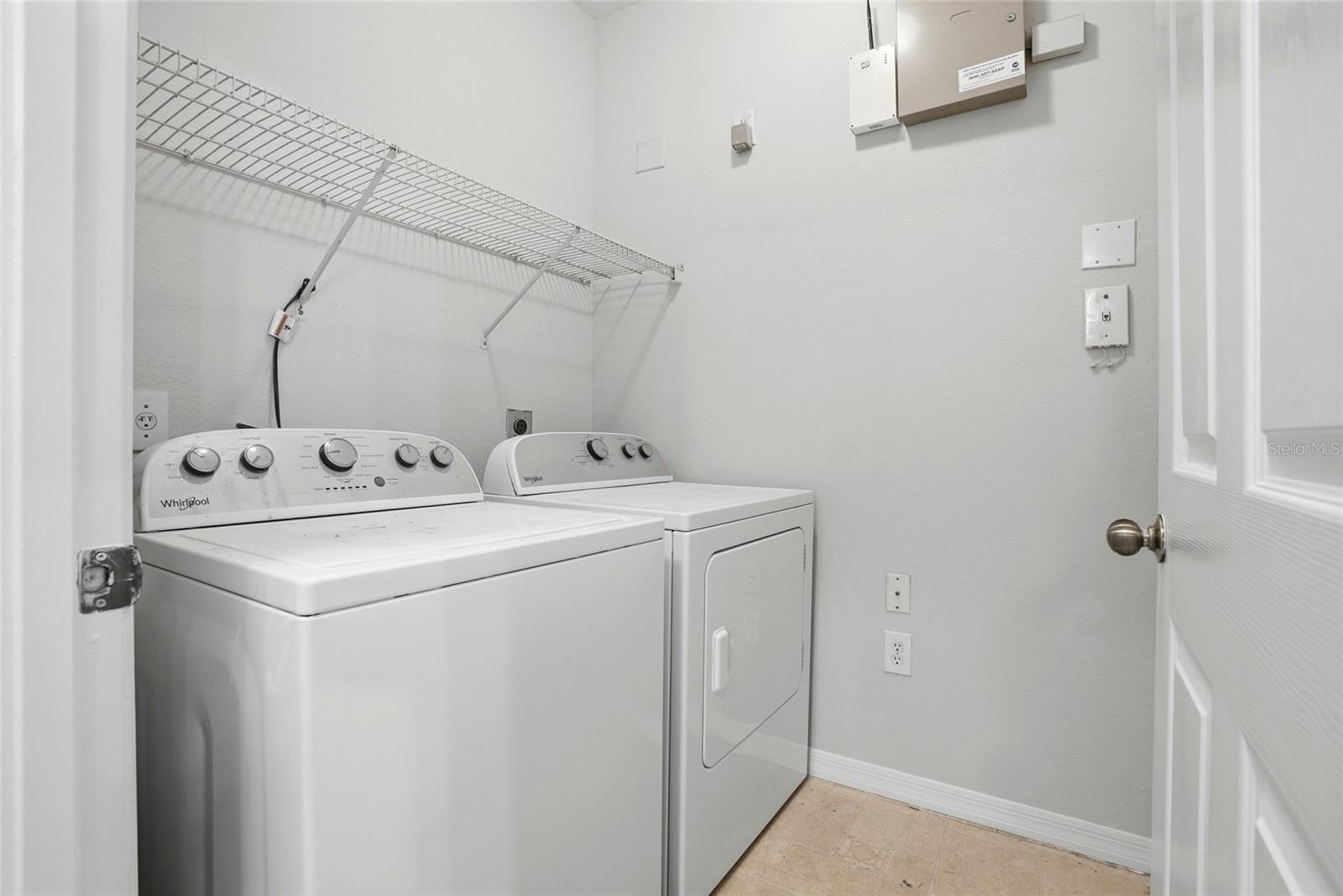 Image 29 of 36 For 9916 Courtney Palms Boulevard 302