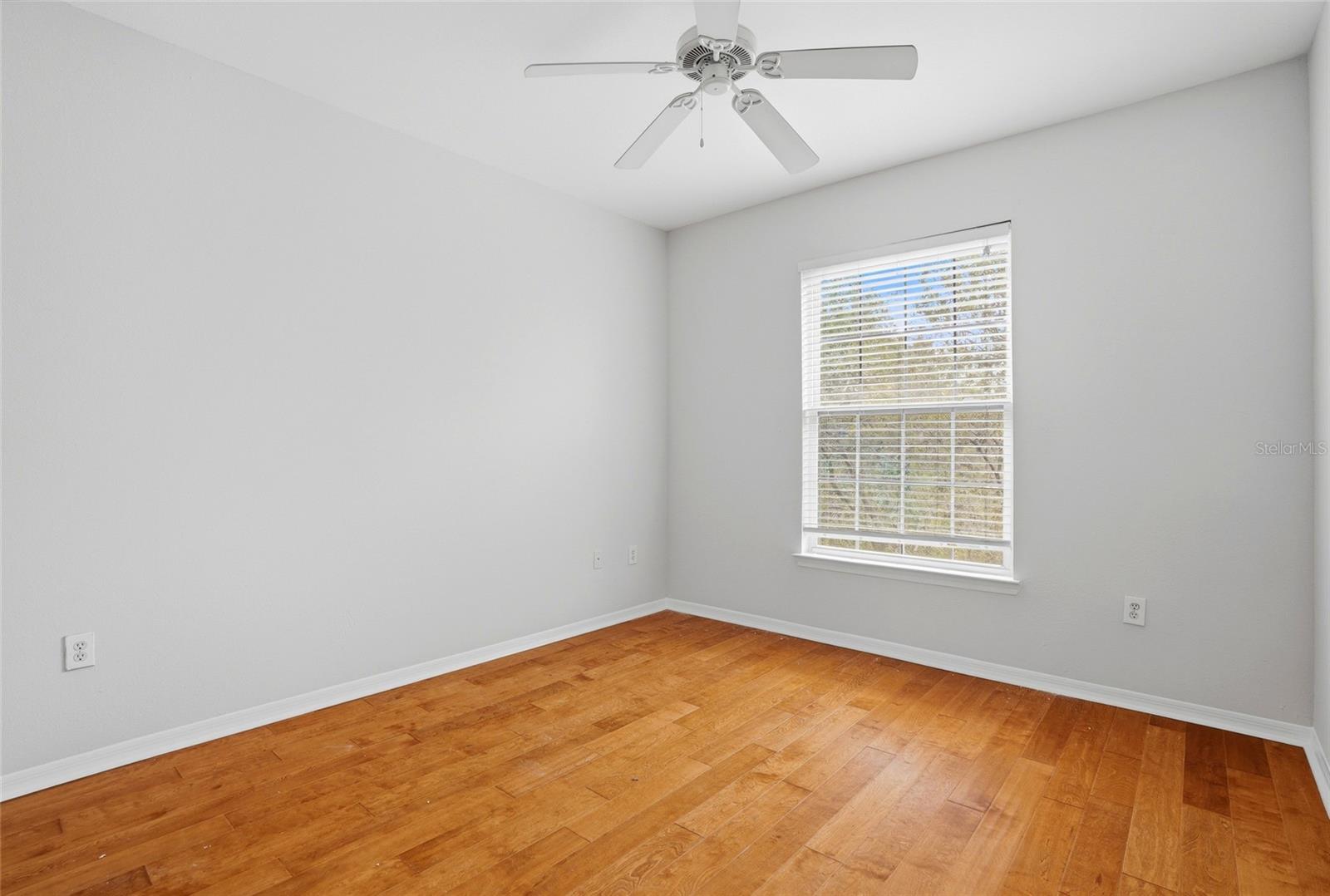 Image 8 of 36 For 9916 Courtney Palms Boulevard 302