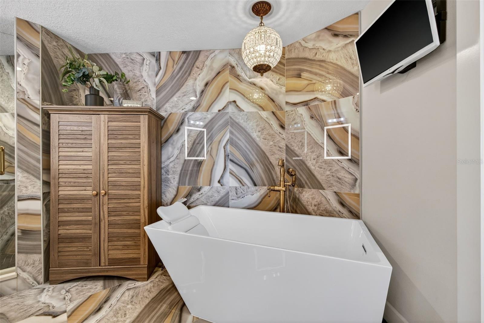 Image 16 of 35 For 11 San Marco Street 401