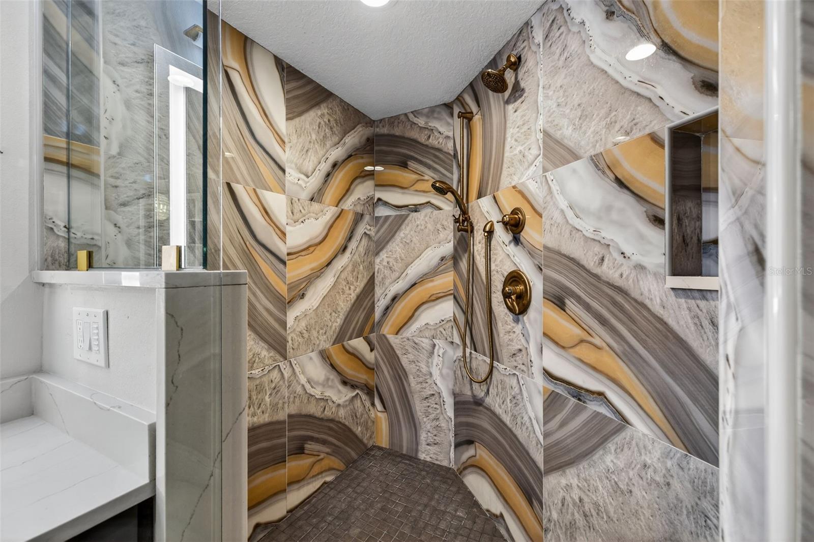 Image 17 of 35 For 11 San Marco Street 401