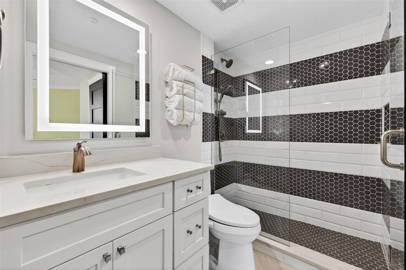 Image 19 of 35 For 11 San Marco Street 401