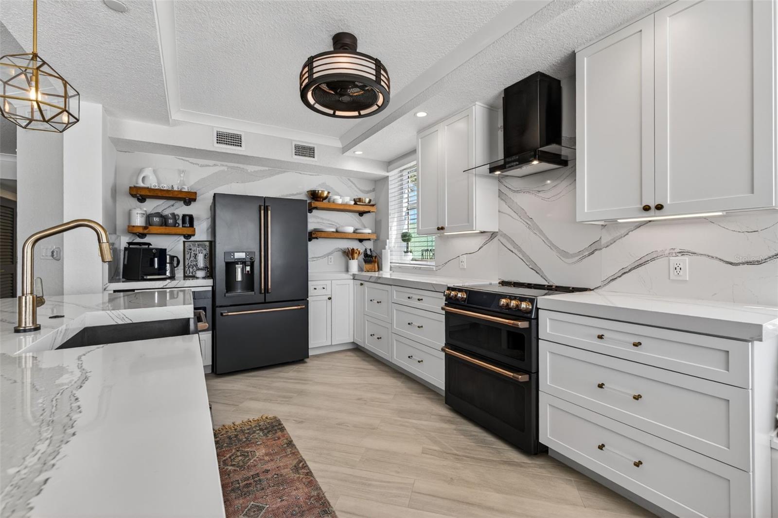 Image 9 of 35 For 11 San Marco Street 401