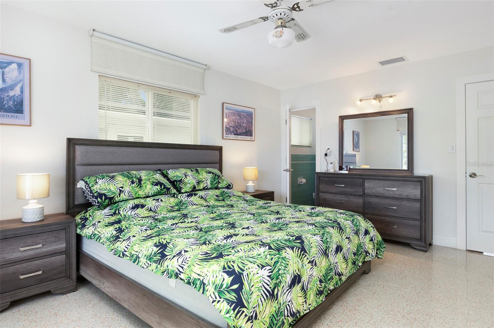 Image 14 of 26 For 11855 4th Street E