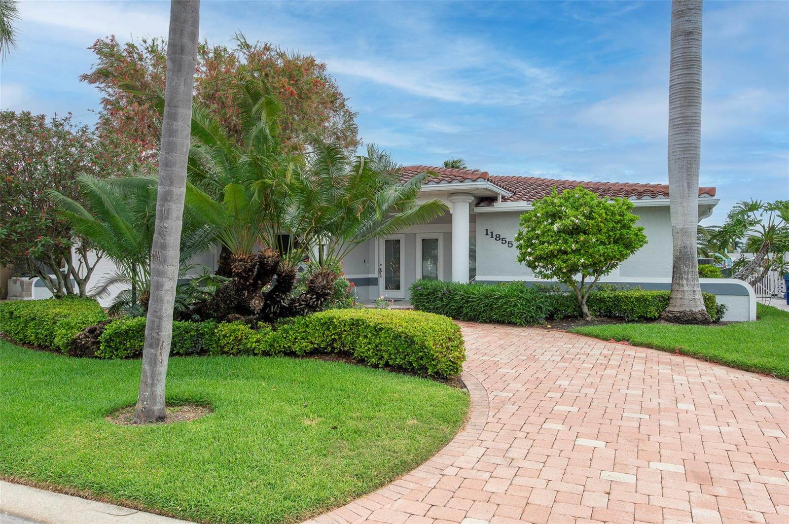 Image 2 of 26 For 11855 4th Street E