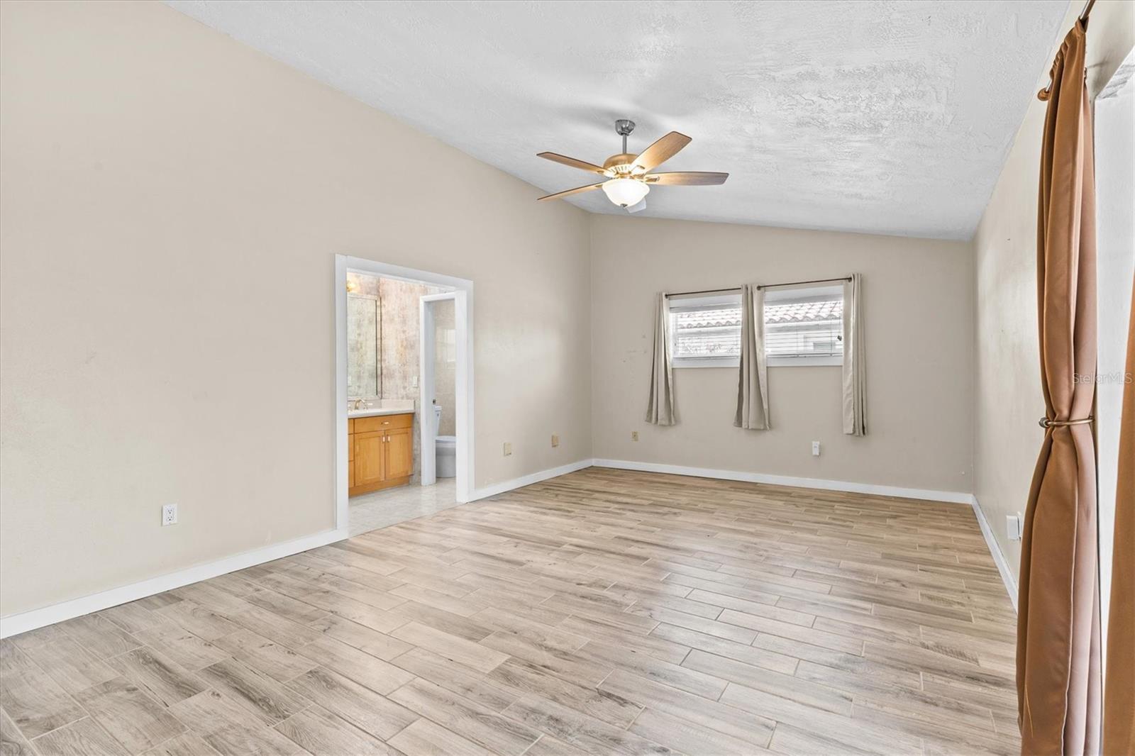 Image 15 of 57 For 3149 Carlos Drive