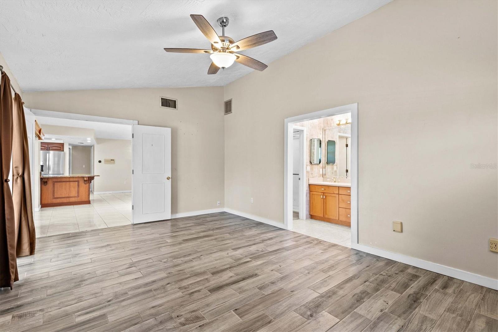 Image 16 of 57 For 3149 Carlos Drive