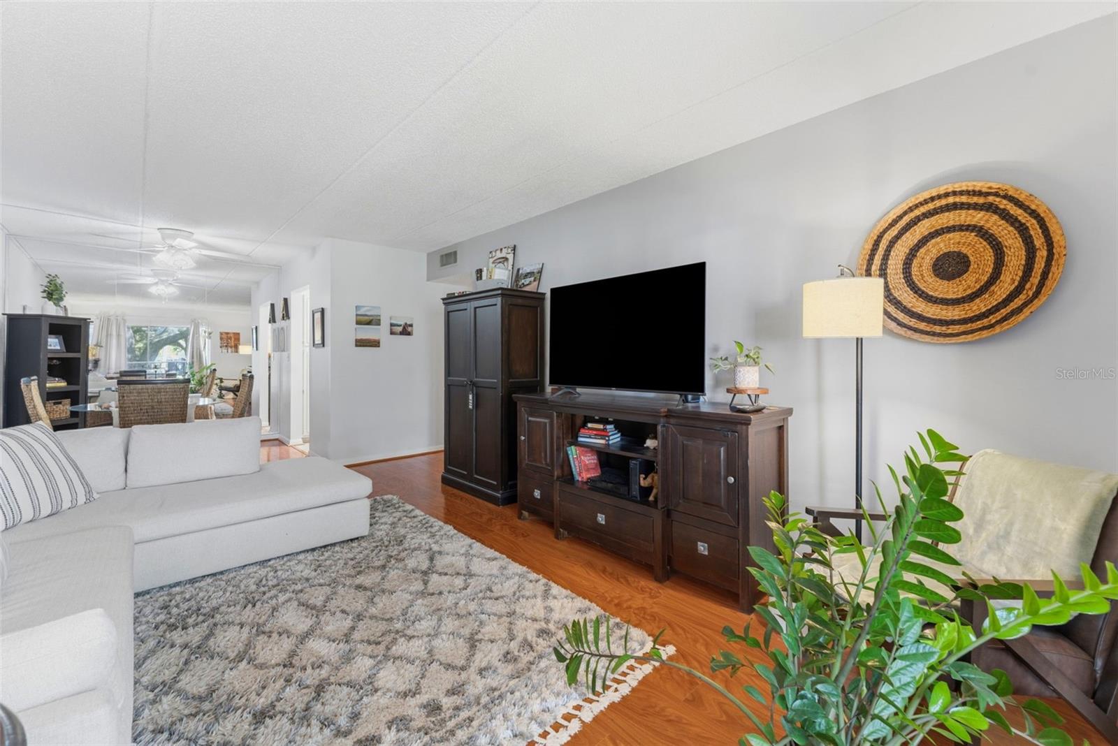 Image 15 of 40 For 3325 Bayshore Boulevard E22