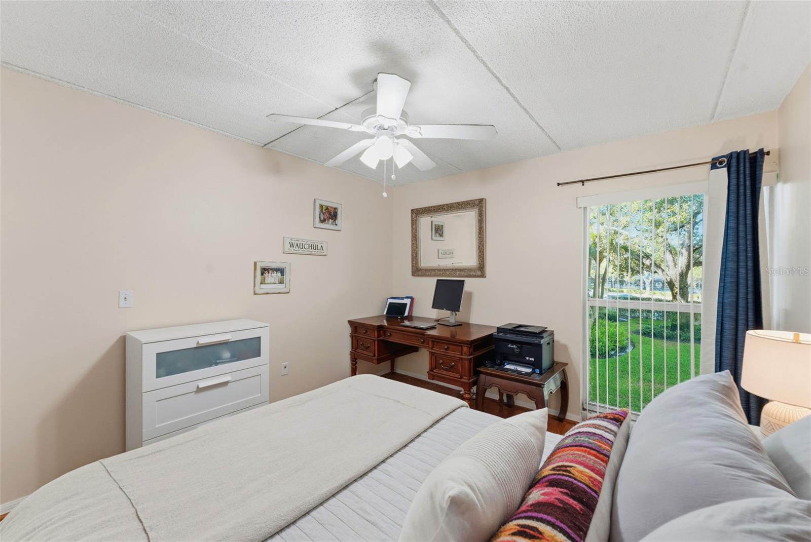 Image 27 of 40 For 3325 Bayshore Boulevard E22