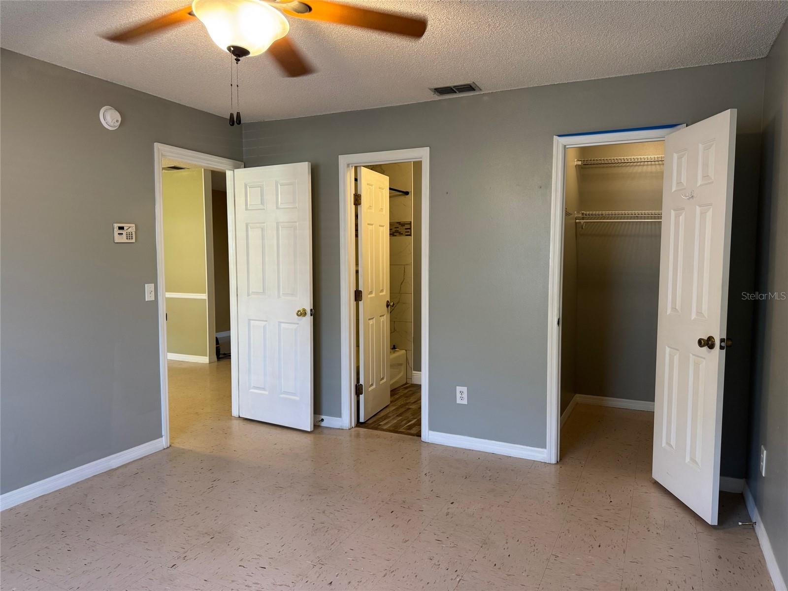 Image 4 of 12 For 5435 Tangerine Drive