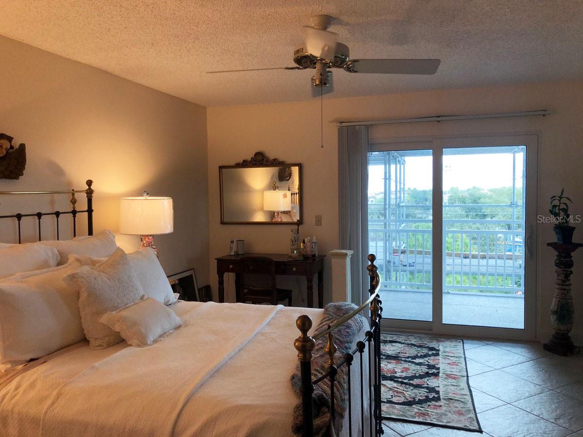 Image 22 of 71 For 160 Columbia Drive 507