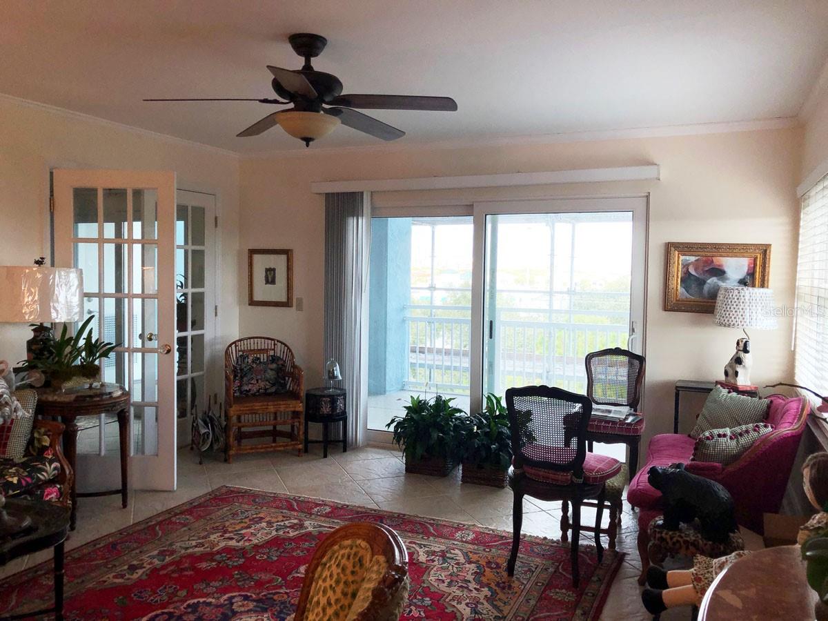 Image 27 of 71 For 160 Columbia Drive 507