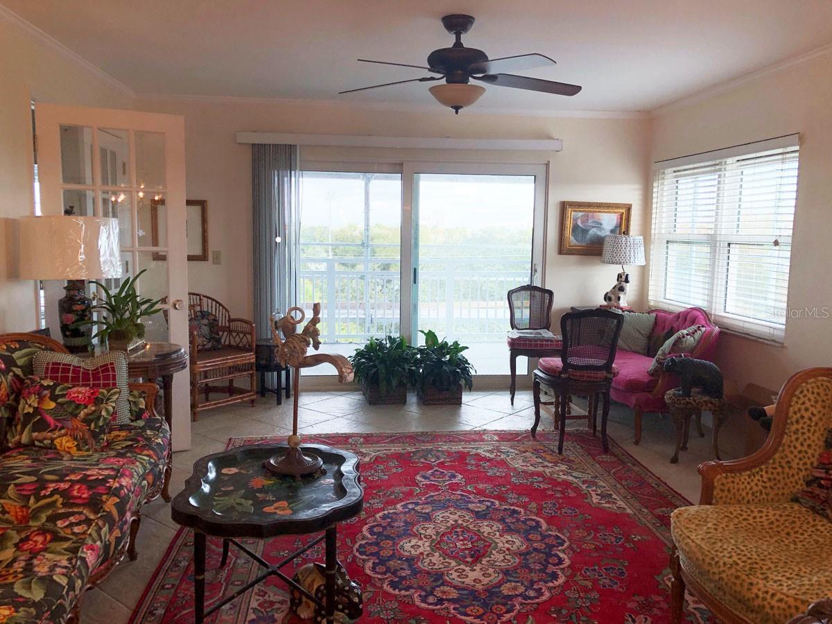 Image 28 of 71 For 160 Columbia Drive 507