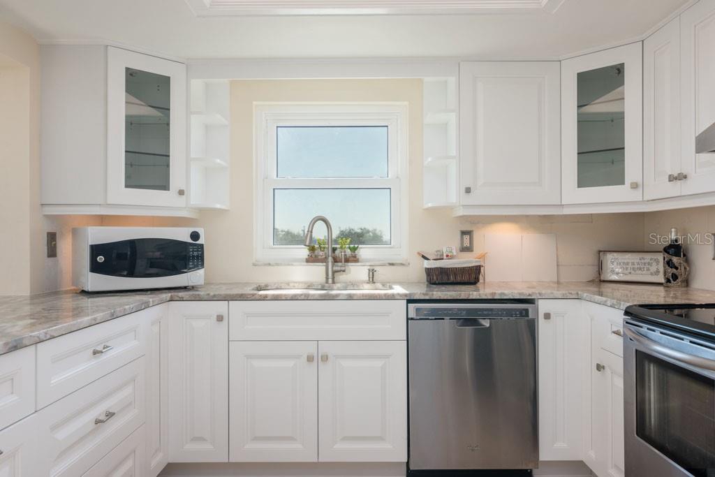 Image 3 of 71 For 160 Columbia Drive 507