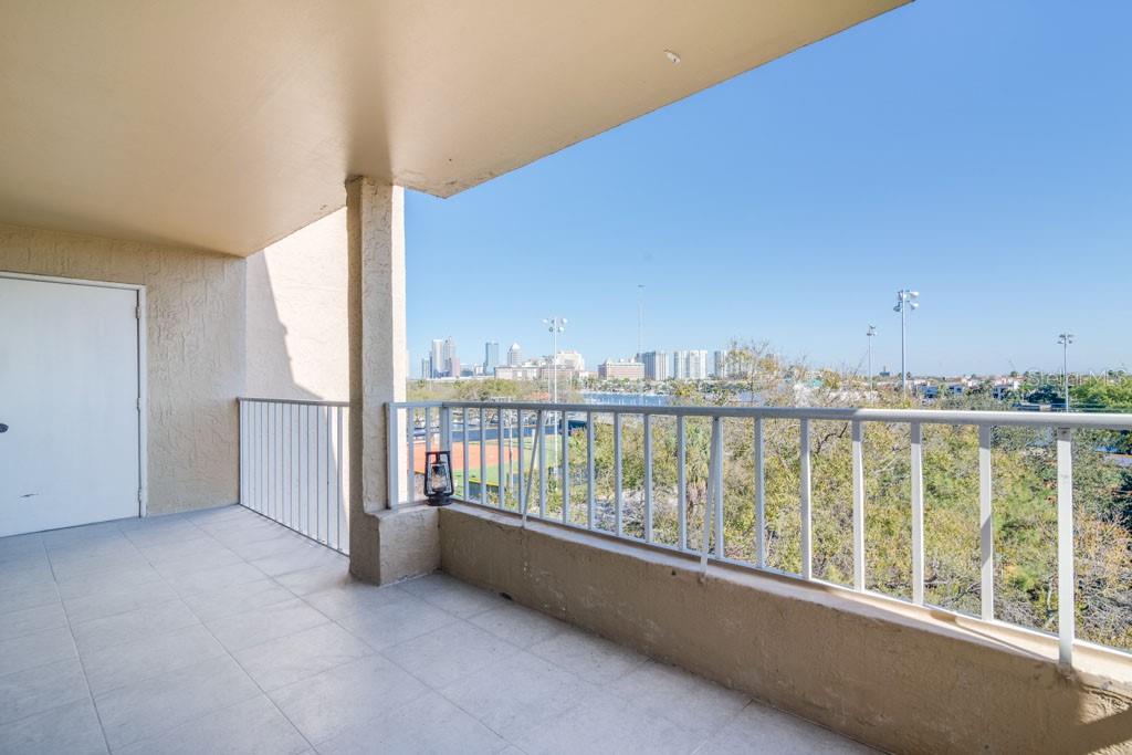 Image 38 of 71 For 160 Columbia Drive 507