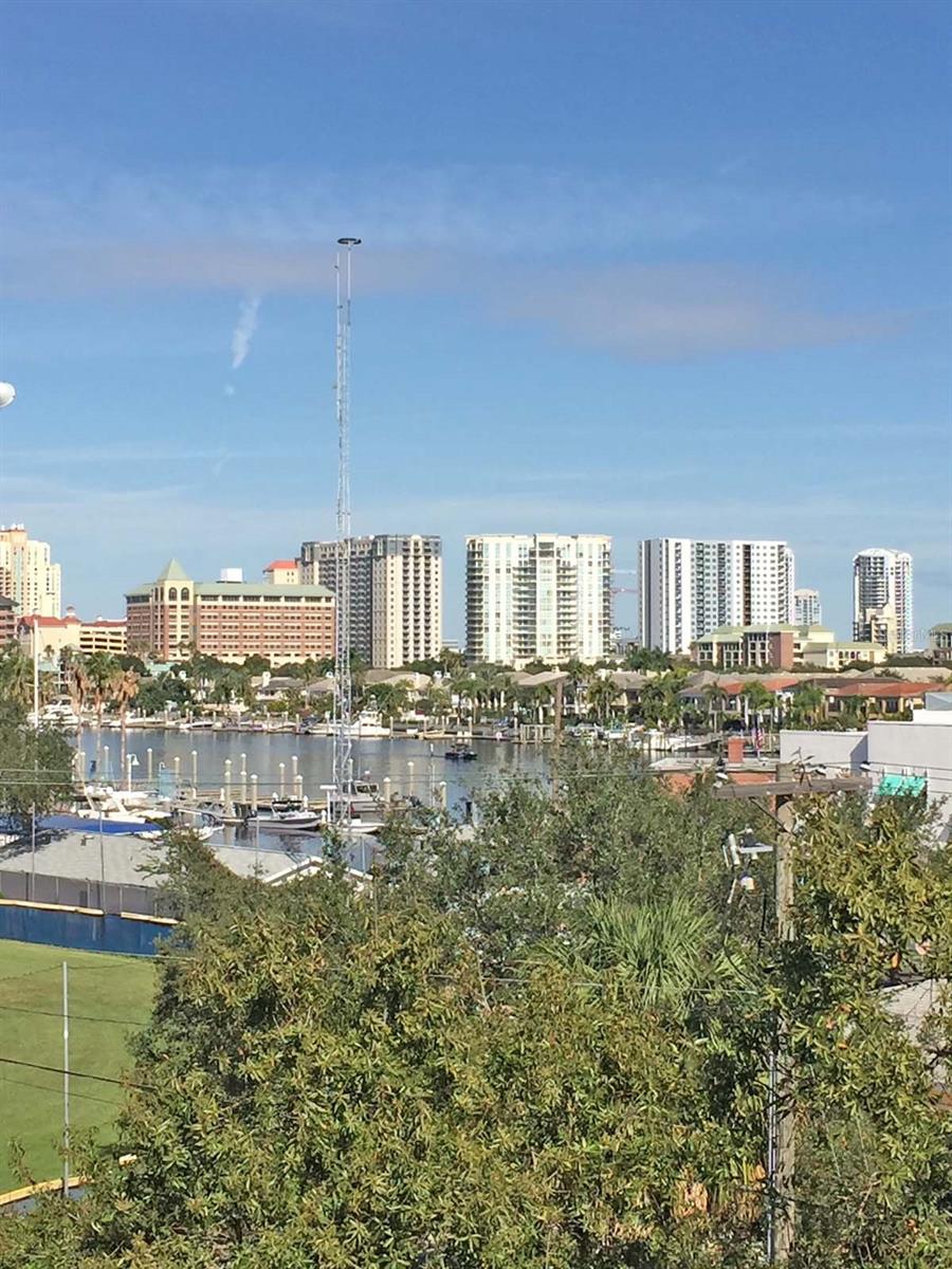 Image 47 of 71 For 160 Columbia Drive 507