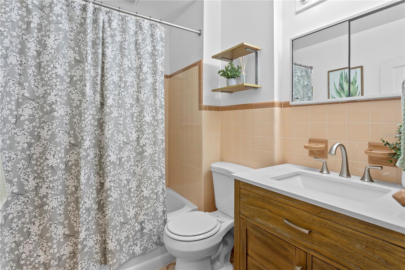 Image 11 of 20 For 225 35th Street S