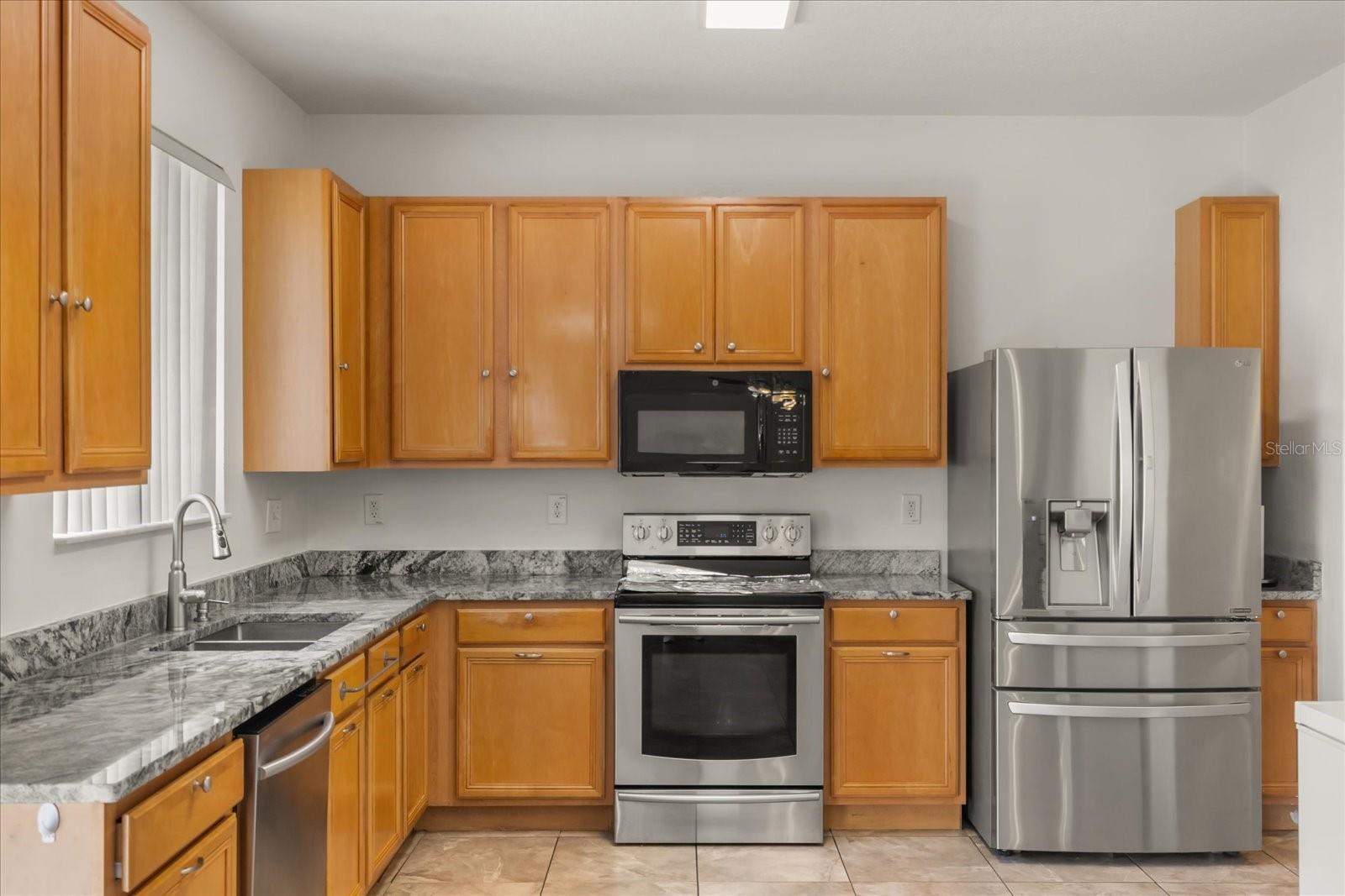Image 7 of 18 For 402 Chimney Rock Drive