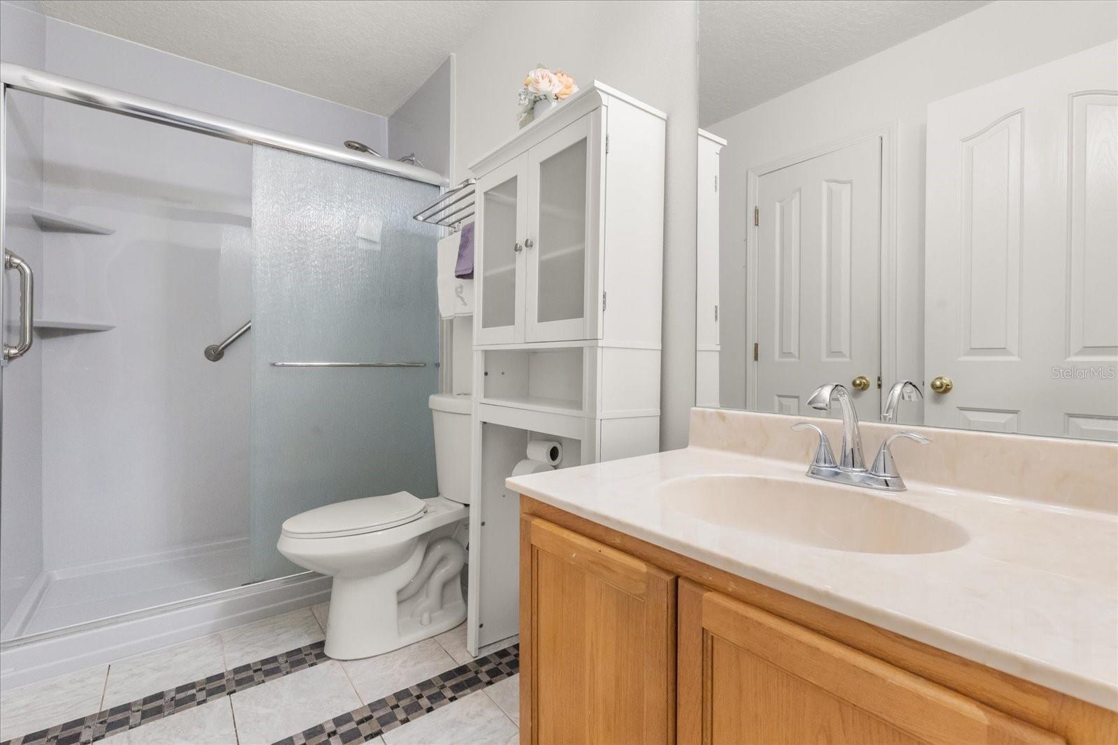 Image 9 of 18 For 402 Chimney Rock Drive