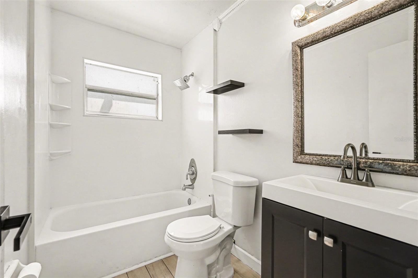 Image 15 of 22 For 1103 Londonwood Street