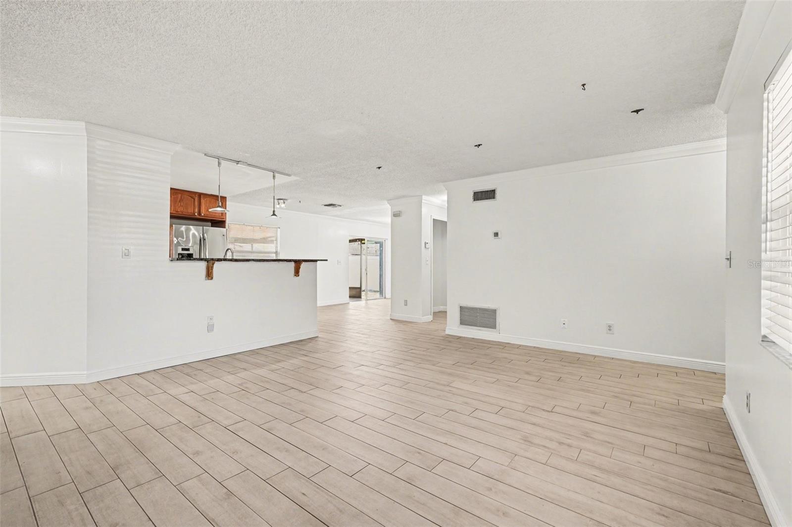 Image 3 of 22 For 1103 Londonwood Street