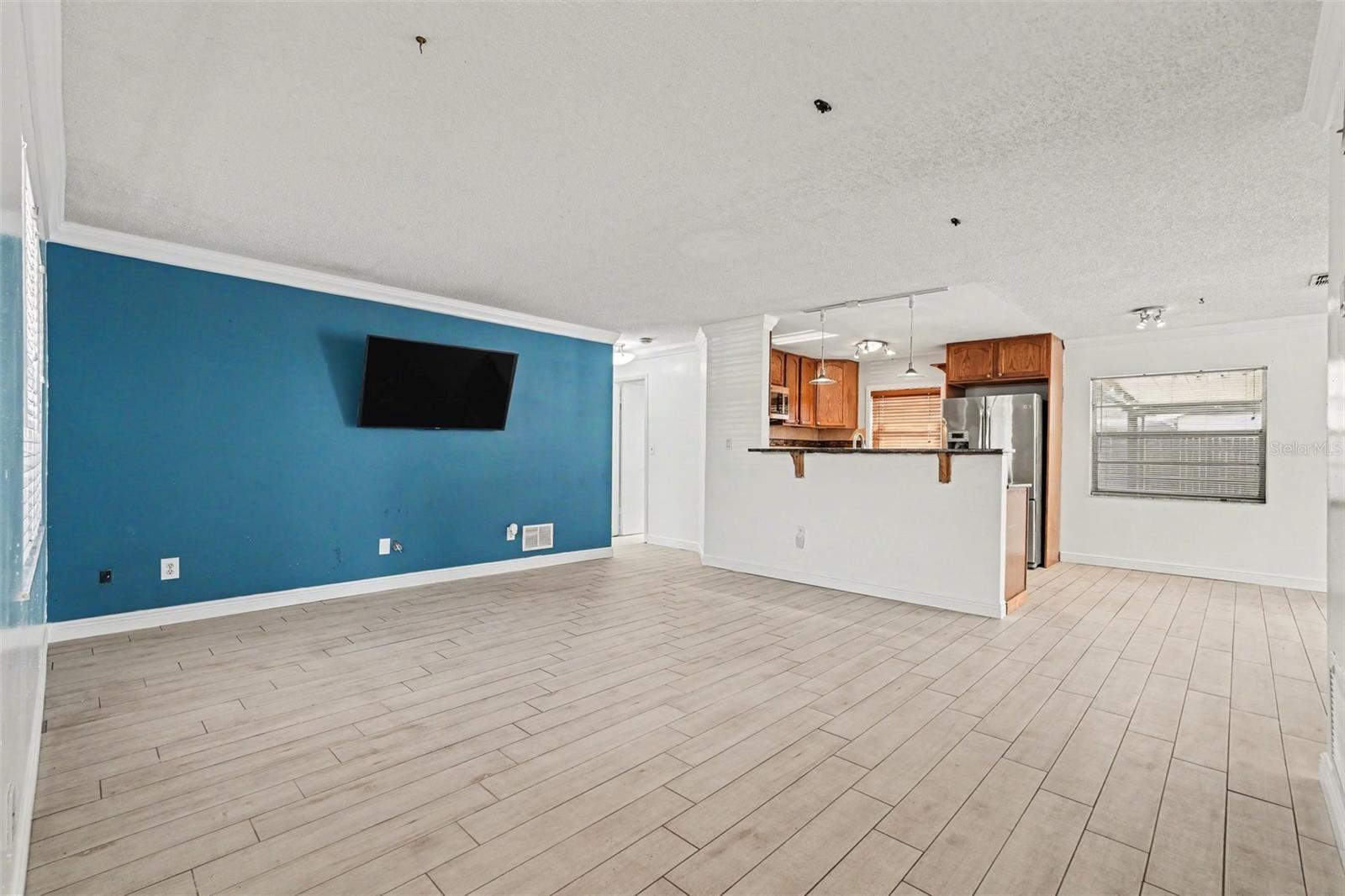 Image 5 of 22 For 1103 Londonwood Street