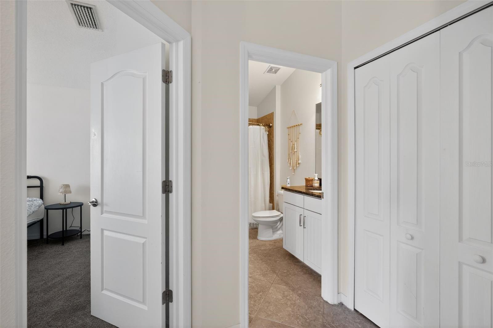 Image 29 of 30 For 7001 Interbay Boulevard 148