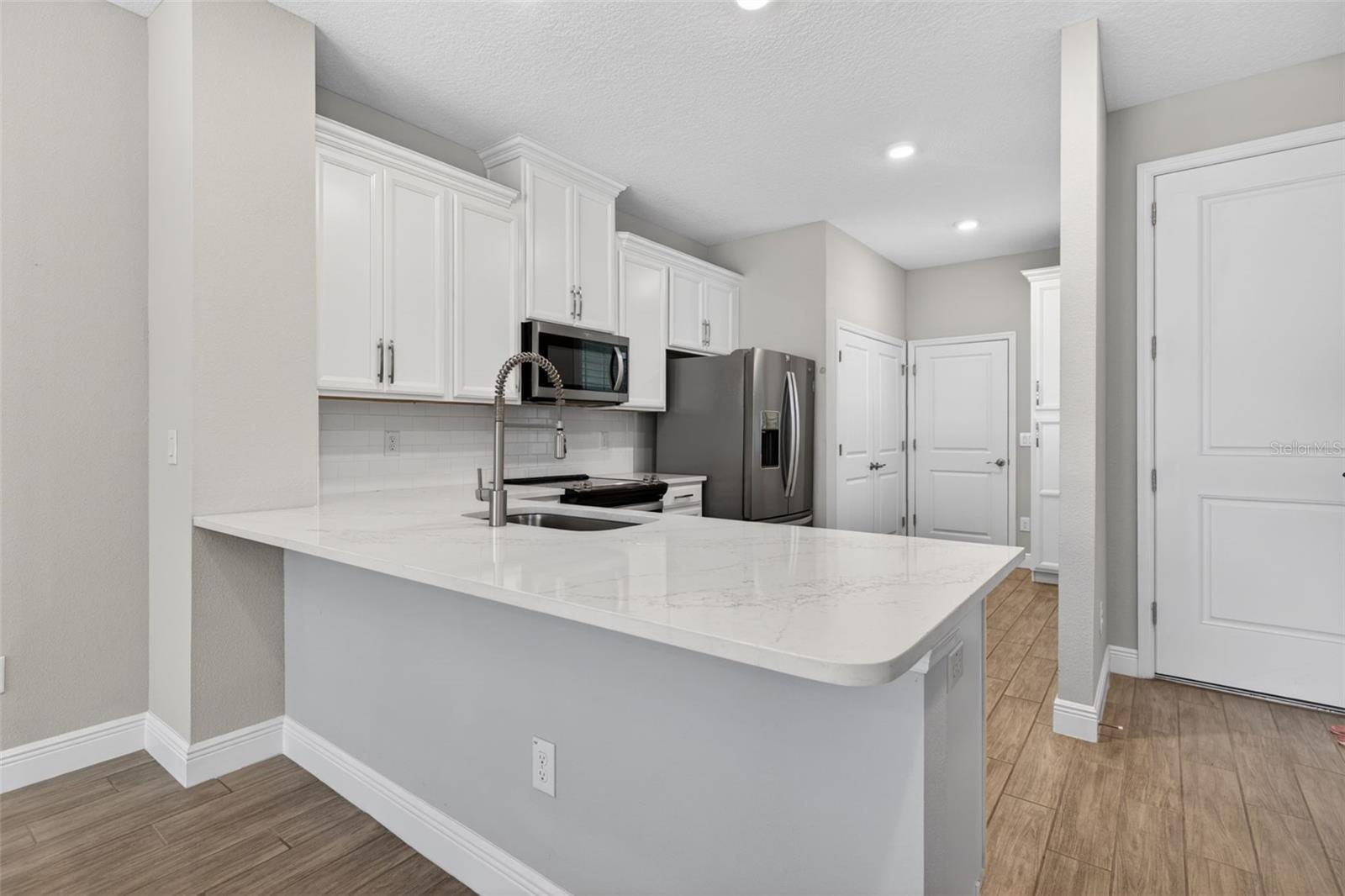 Image 10 of 32 For 5291 Neil Drive