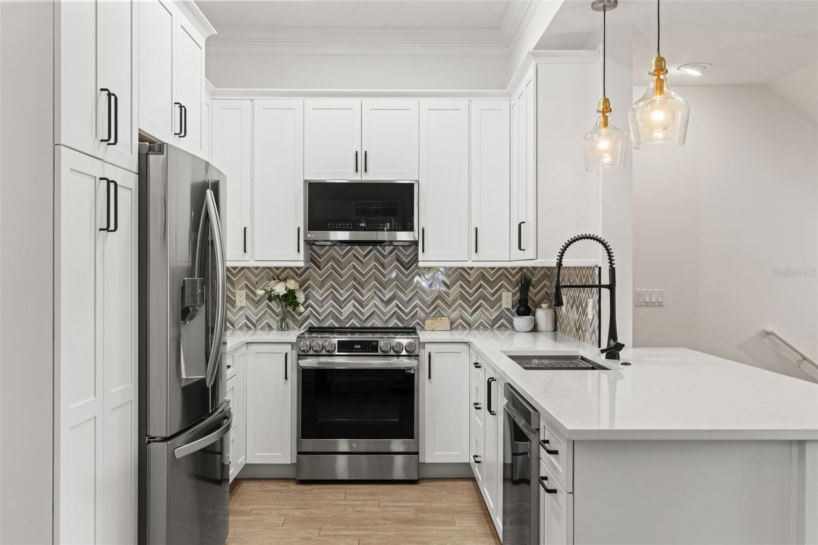 Image 12 of 40 For 3010 Stovall Street H