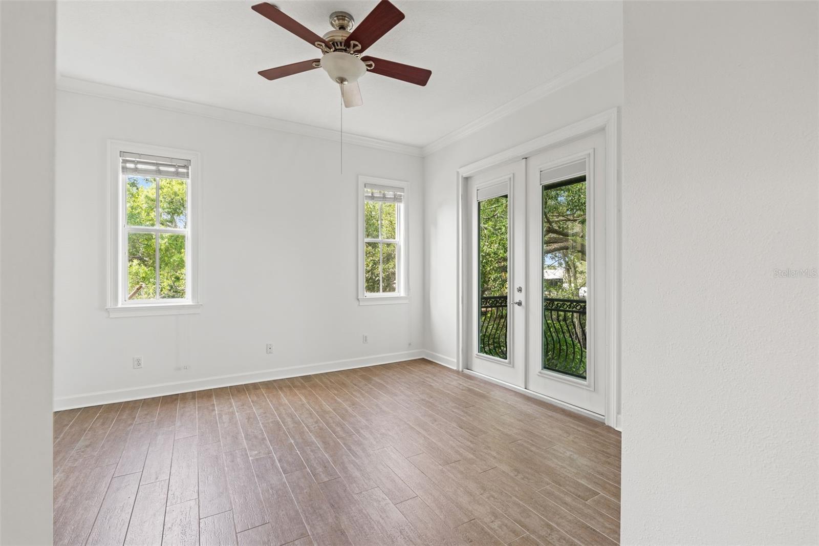 Image 18 of 40 For 3010 Stovall Street H