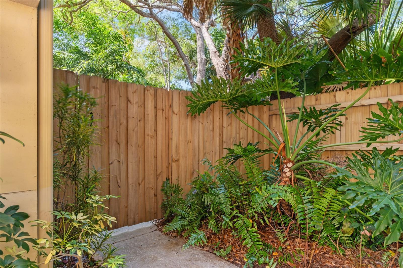 Image 35 of 40 For 3010 Stovall Street H