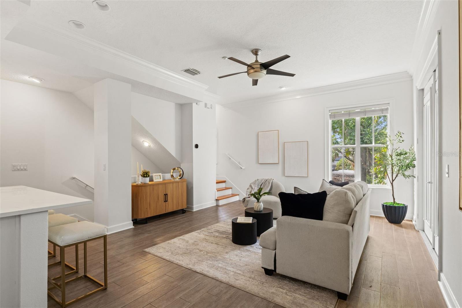 Image 6 of 40 For 3010 Stovall Street H