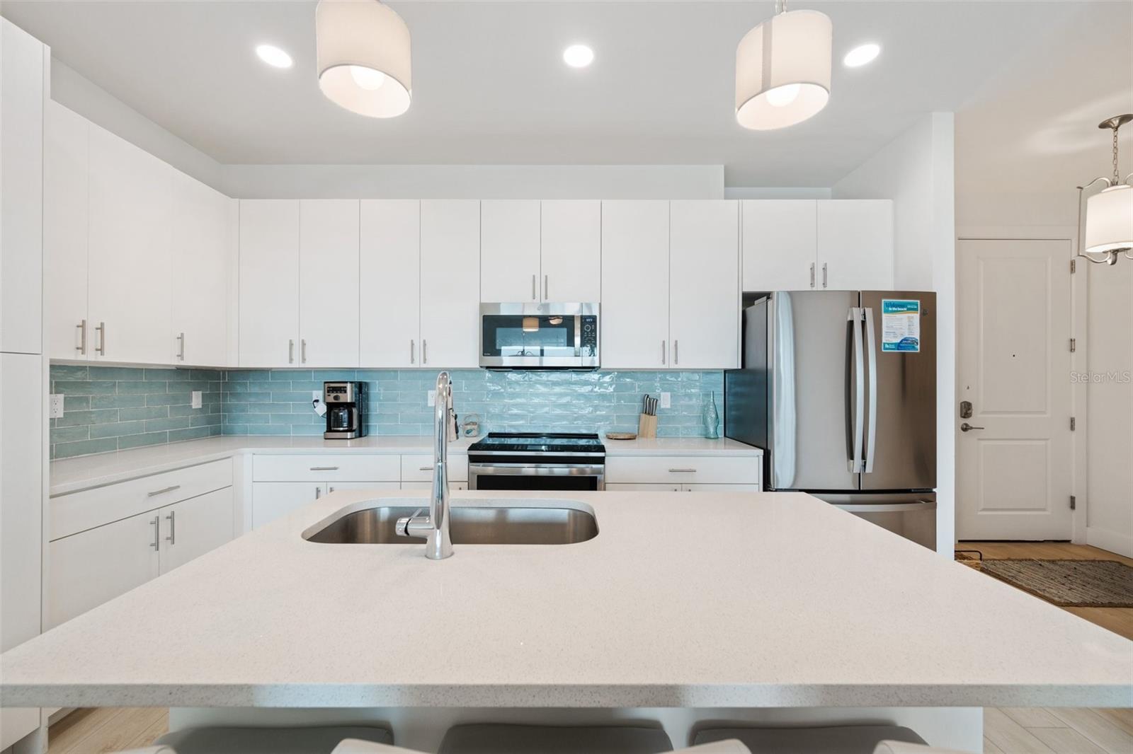 Image 11 of 37 For 300 150th Avenue 510