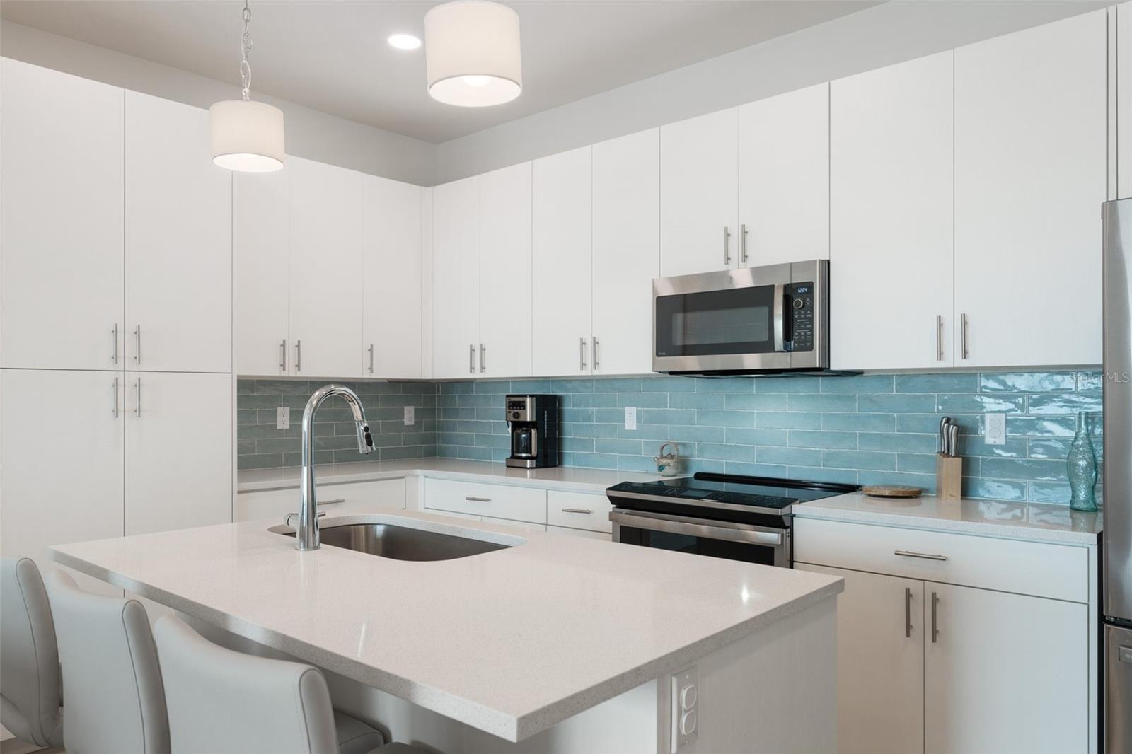 Image 13 of 37 For 300 150th Avenue 510