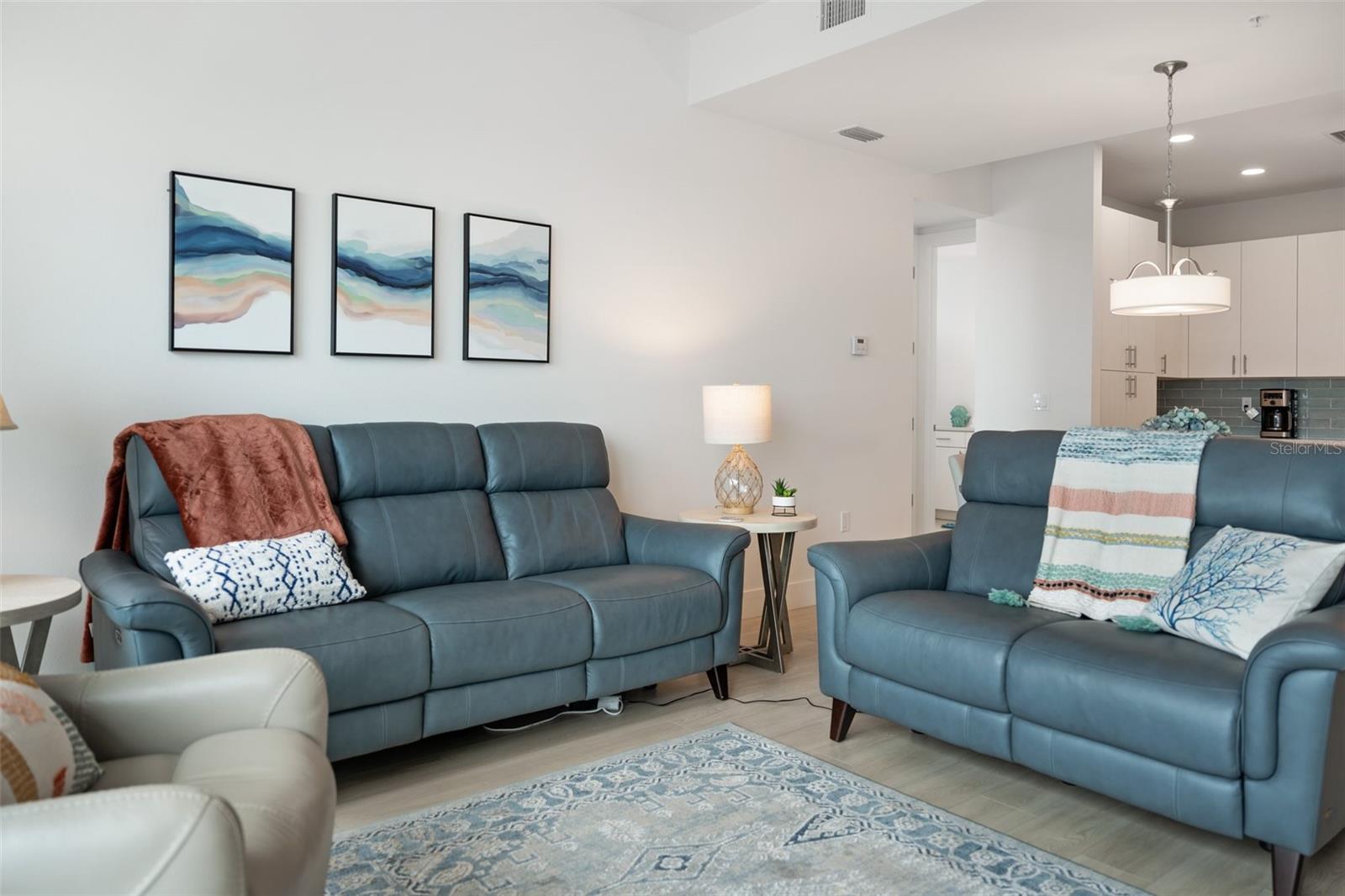 Image 23 of 37 For 300 150th Avenue 510