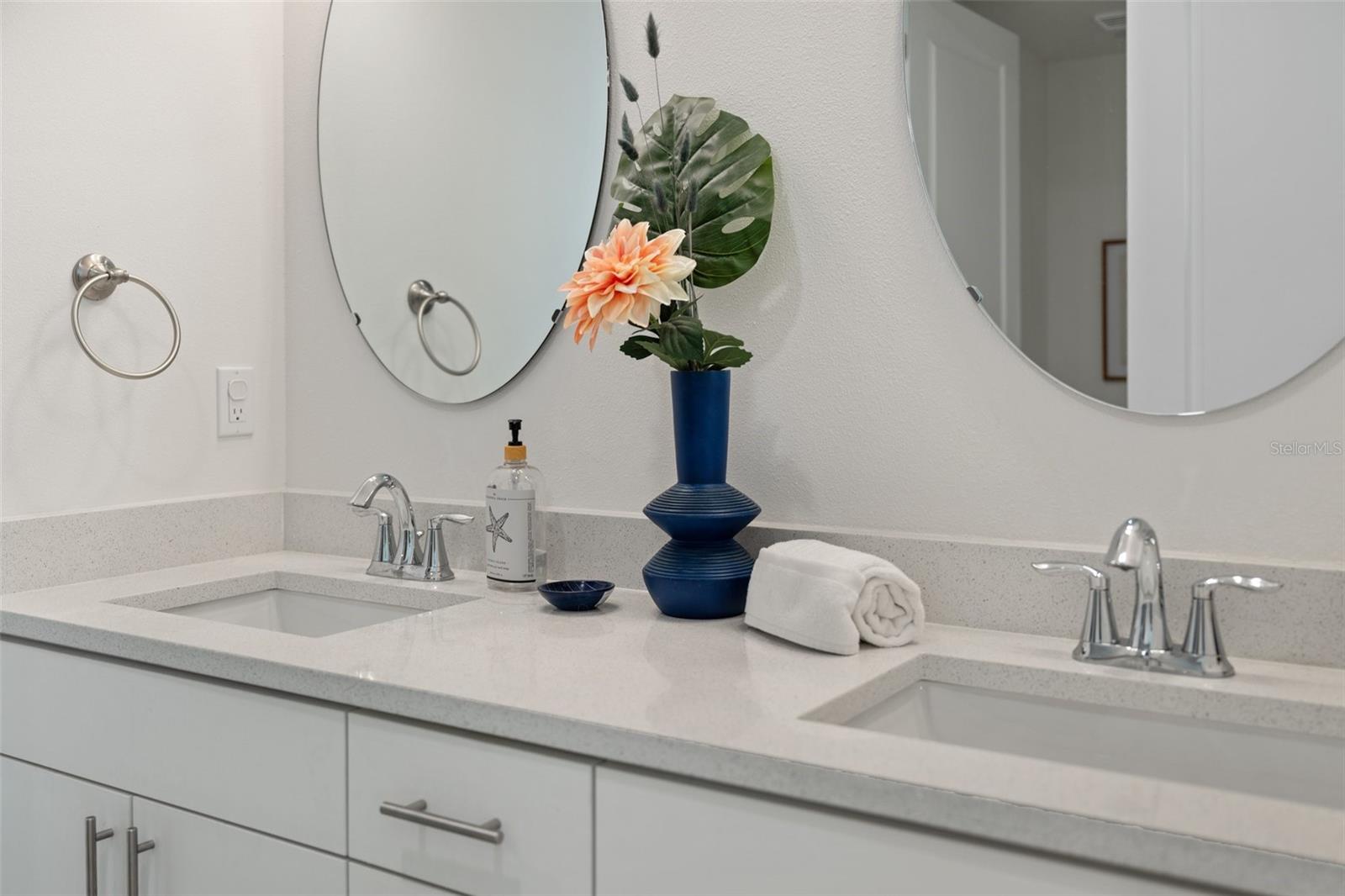 Image 28 of 37 For 300 150th Avenue 510