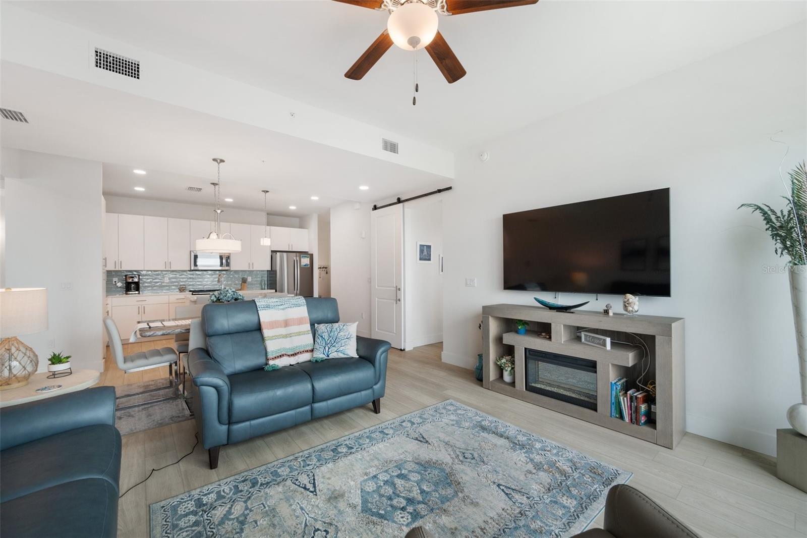 Image 6 of 37 For 300 150th Avenue 510