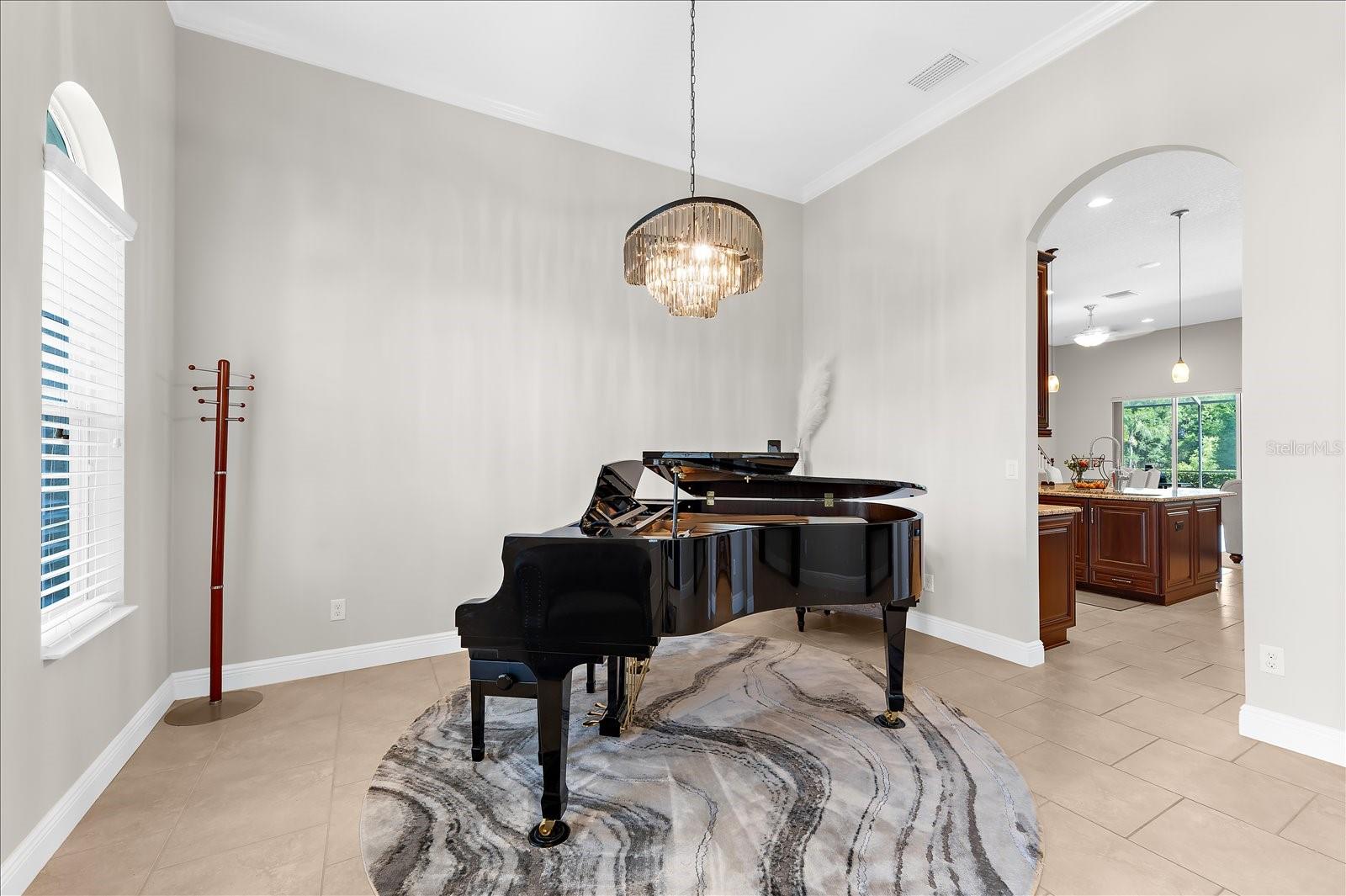 Image 23 of 91 For 8904 Crystal Creek Court