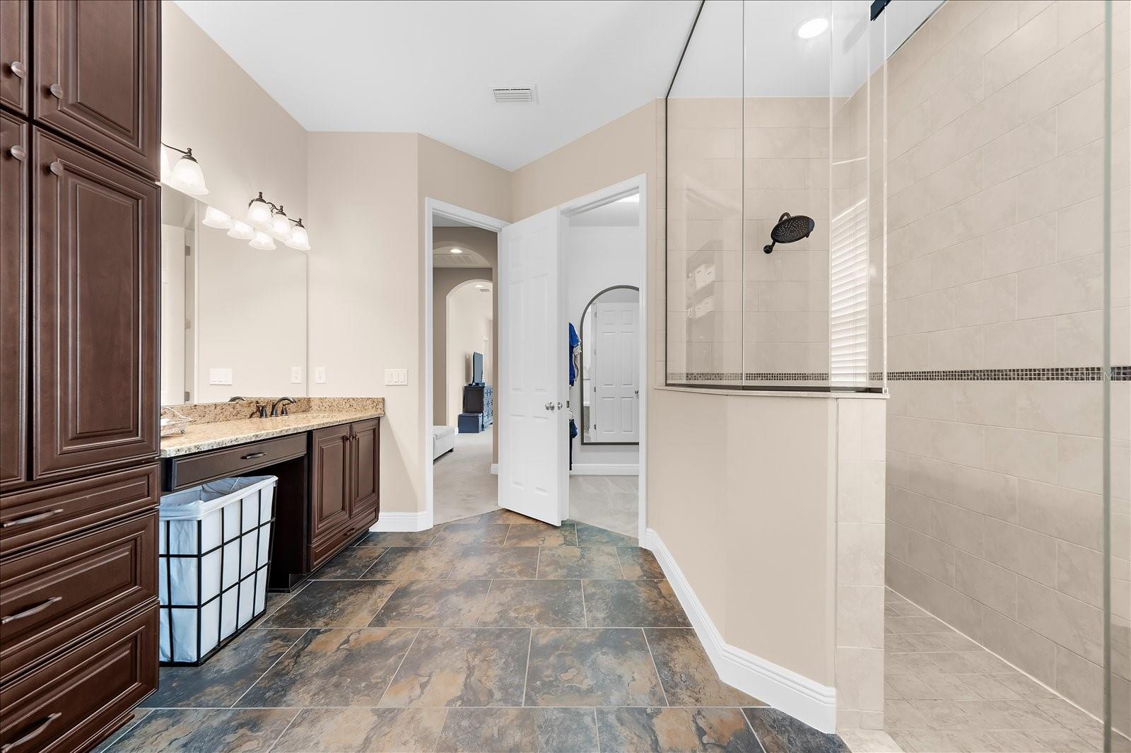 Image 36 of 91 For 8904 Crystal Creek Court