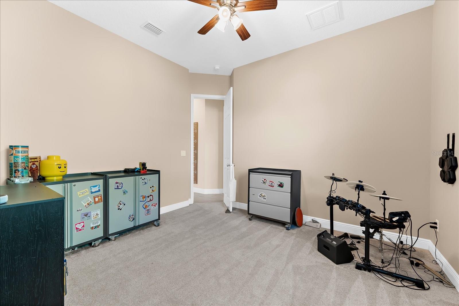 Image 44 of 91 For 8904 Crystal Creek Court