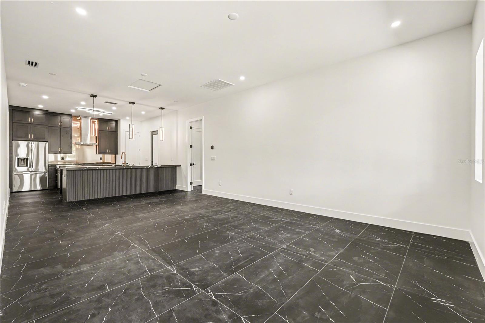 Image 13 of 46 For 105 Garland Avenue