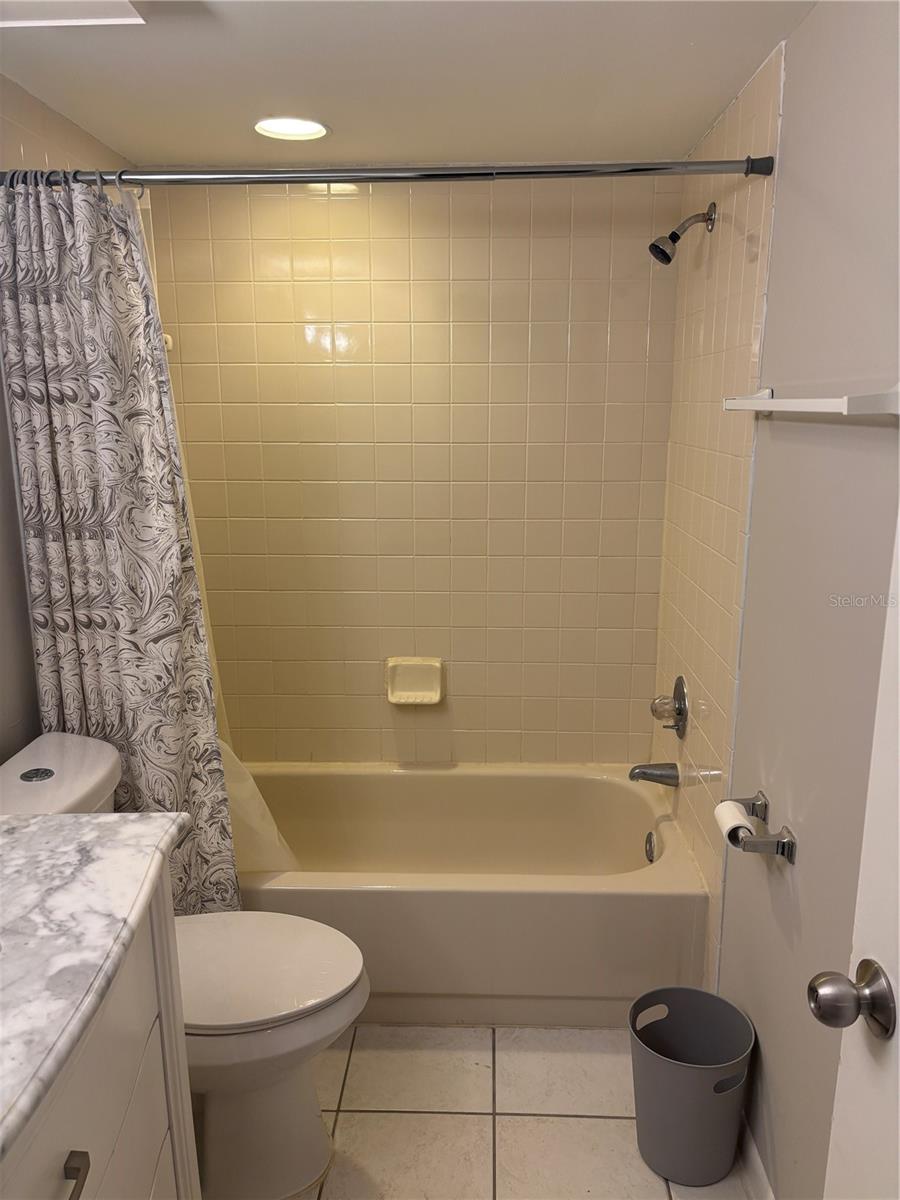 Image 17 of 21 For 5400 Park Street N 108