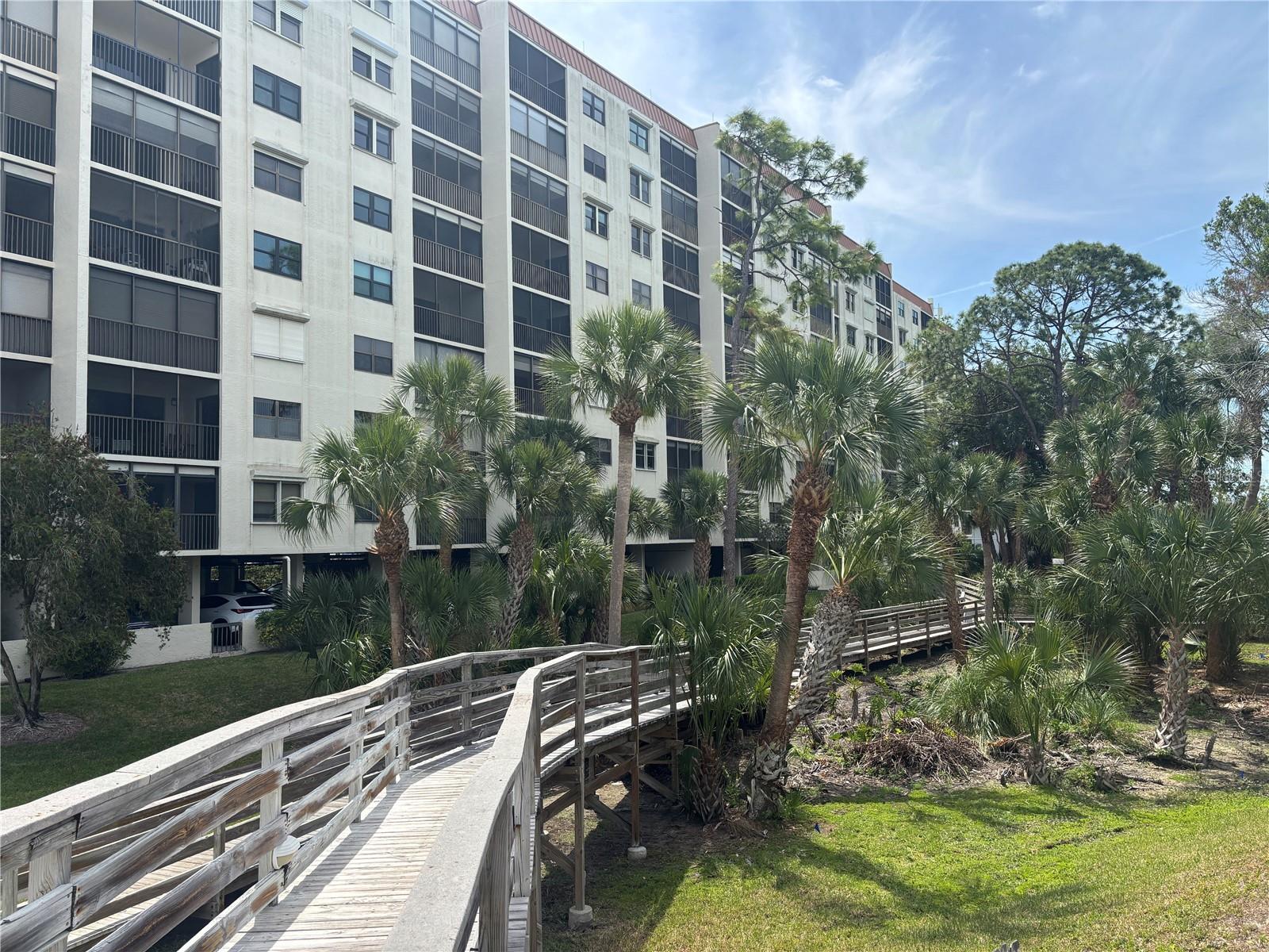 Image 18 of 21 For 5400 Park Street N 108