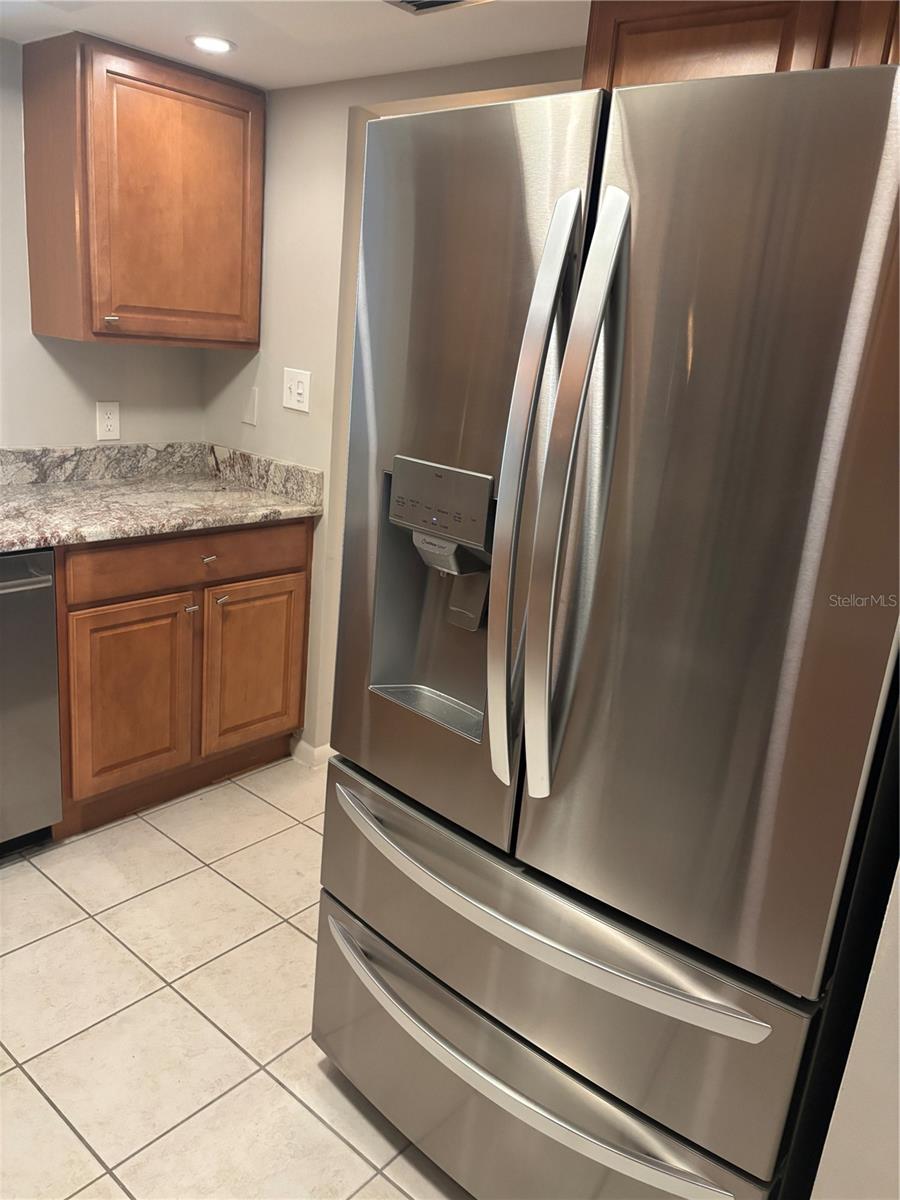 Image 8 of 21 For 5400 Park Street N 108